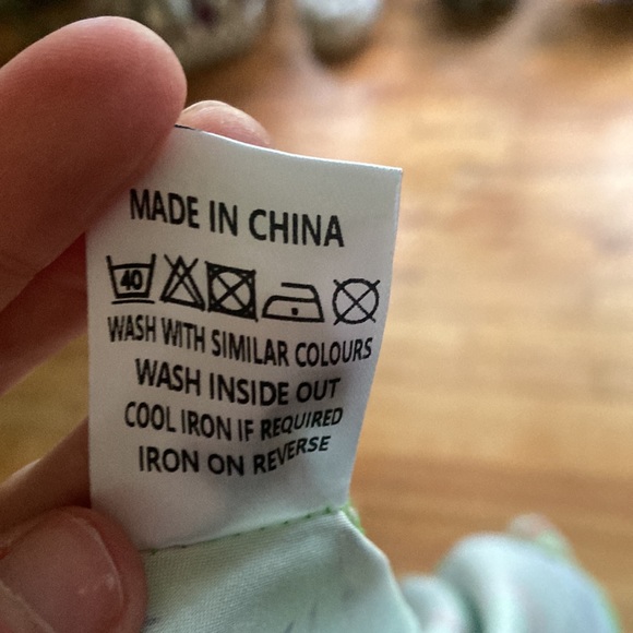 NWT Area Stars Green Tropical Print Off Shoulder Dress - Picture 8 of 8